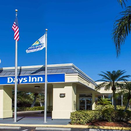 Days Inn By Wyndham Melbourne Extérieur photo