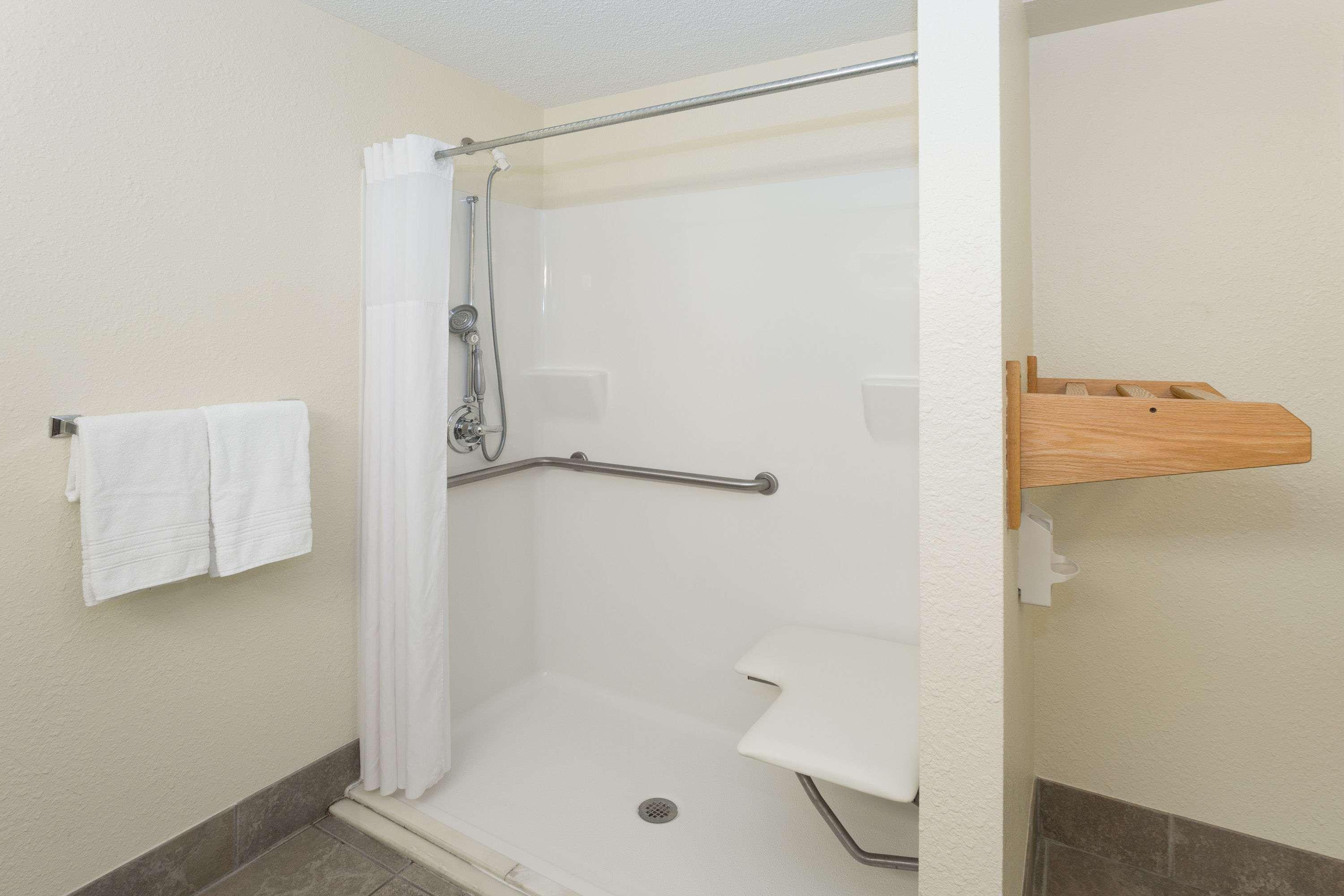 Days Inn By Wyndham Melbourne Extérieur photo